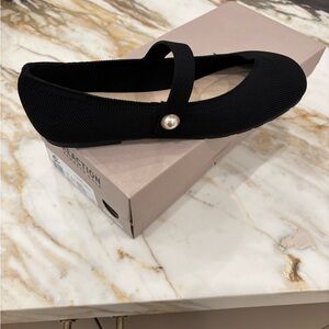 Kenneth Cole Reaction Ballerina Flats Size 7